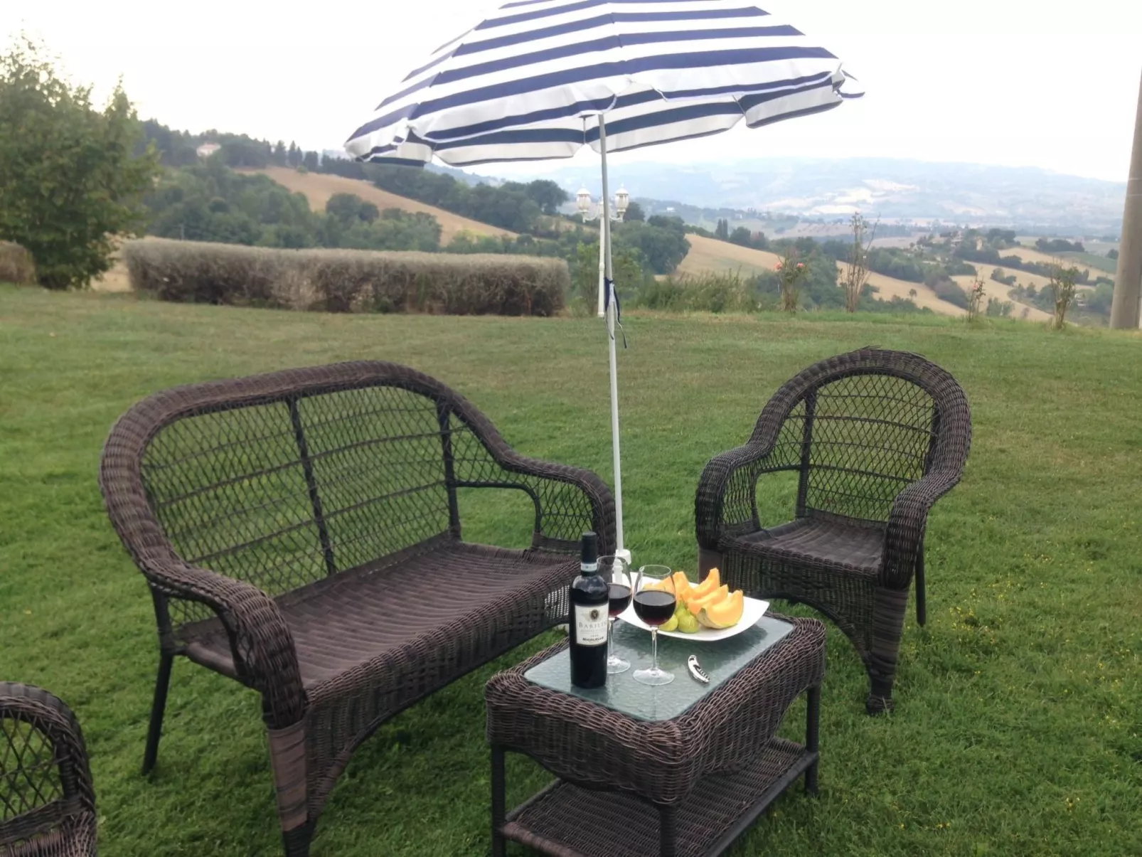 Charmante Lösung, Schwimmbad 10 Minuten vom Meer entfernt-Dehors