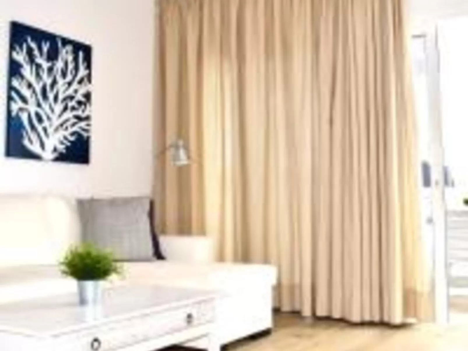 Acuario Wohnung in der Nähe des Strandes-Drinnen