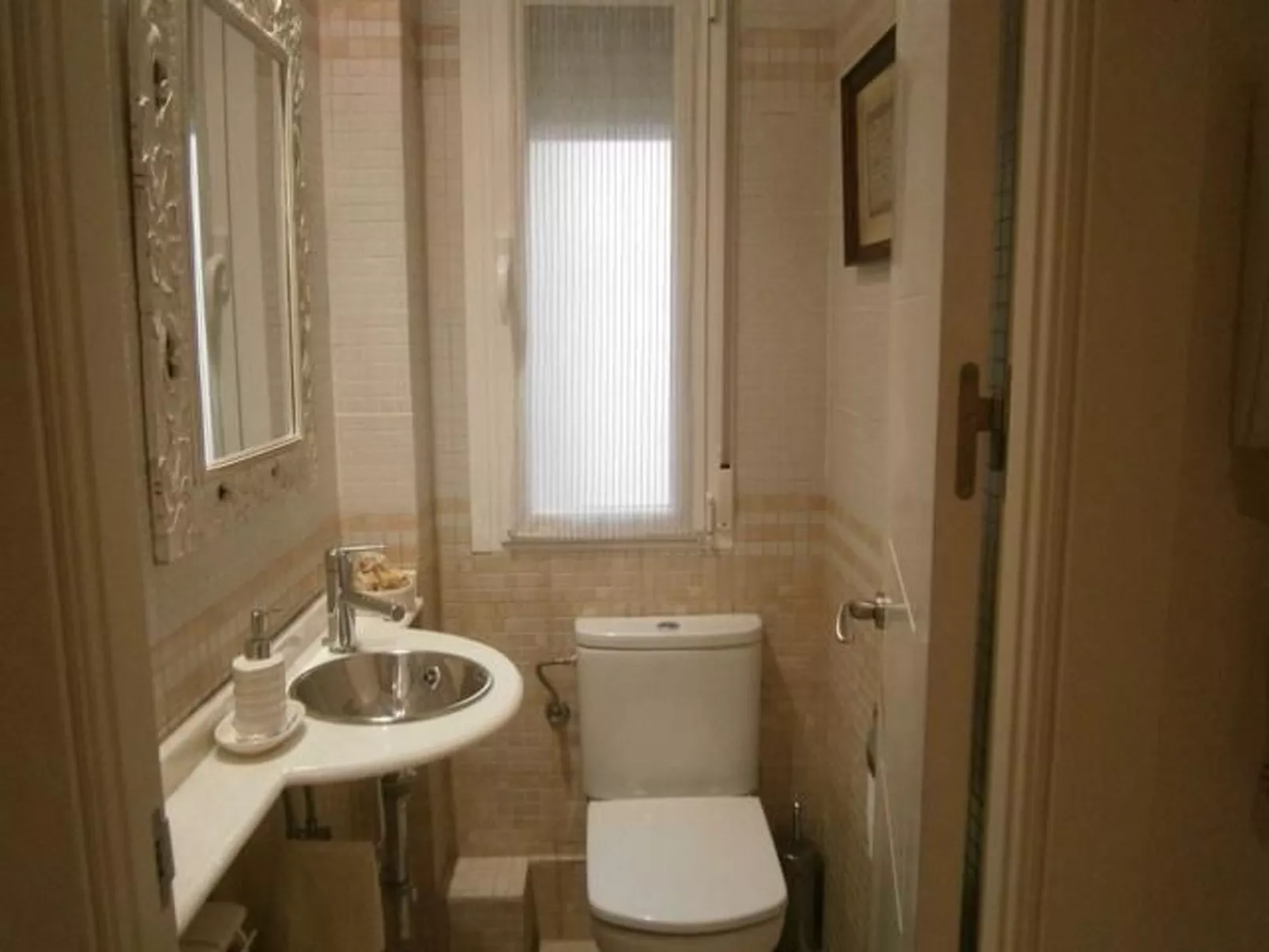 "Casa" mit Balkon-Dedans