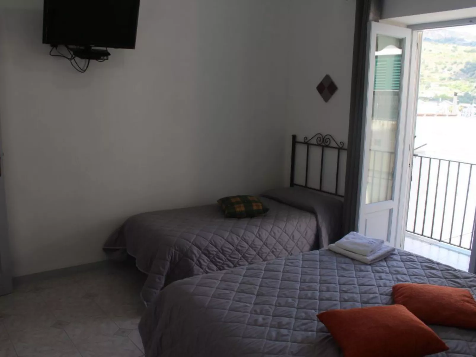 Wohnung 'Ciaola' mit eigener Terrasse-Dedans