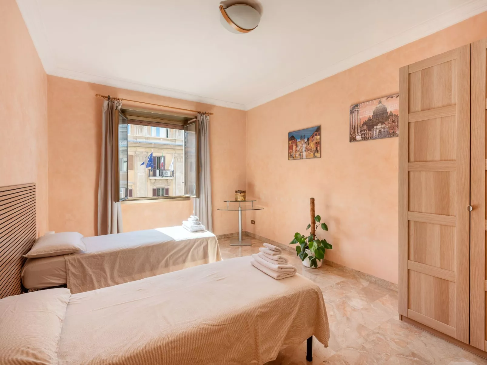 Wohnung27. AC Wi-Fi Metro, Geräumig, S. Giovanni-Inside