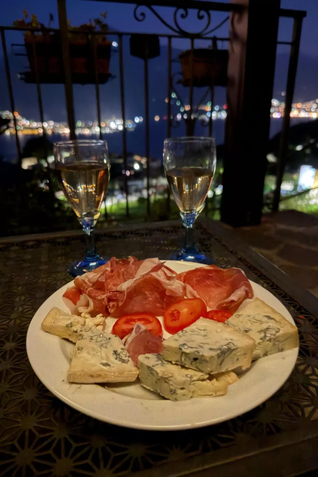 Holiday Home Delo-Drinnen