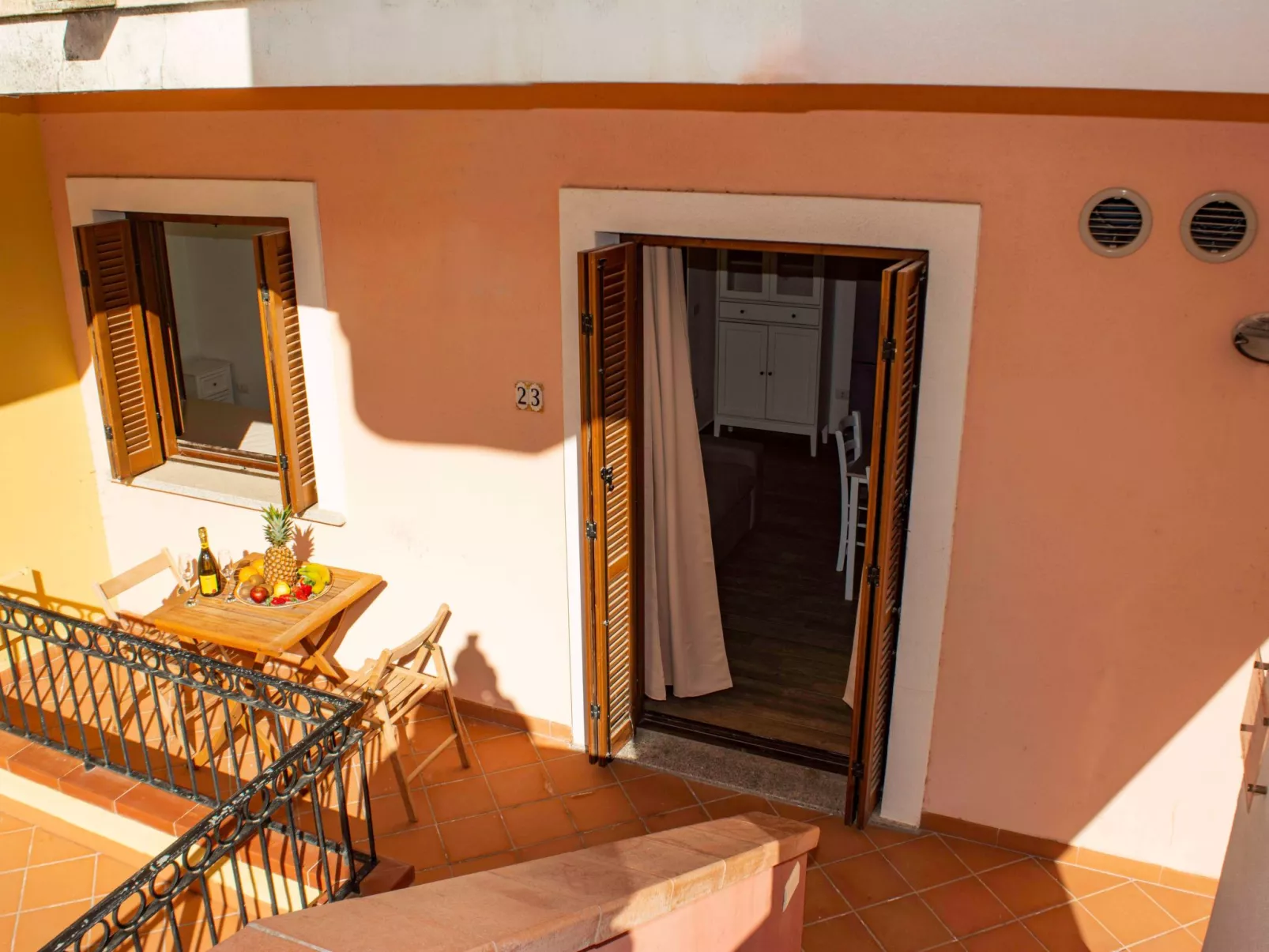 Hübsche Zweizimmerwohnung in Santa Teresa di Gallura-Image-tags.info