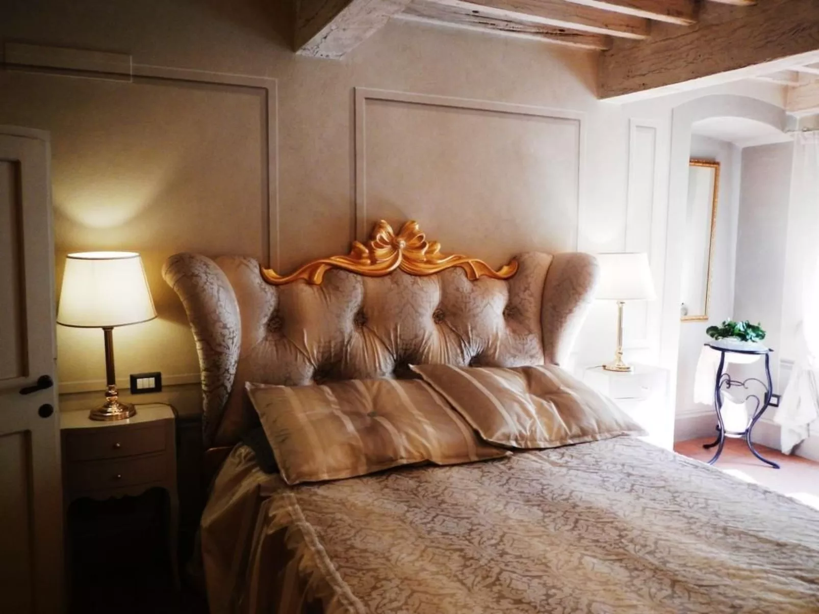 Stilvolle Wohnung mit Whirlpool in einem Renaissance-Palazzo mitten in Cortona-Inside