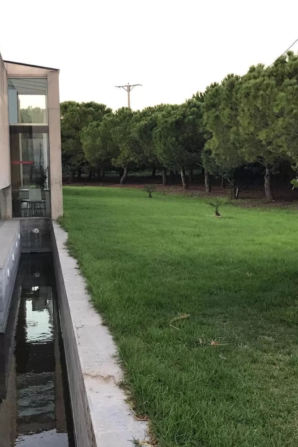 Design Vila mit Pool-Image-tags.info