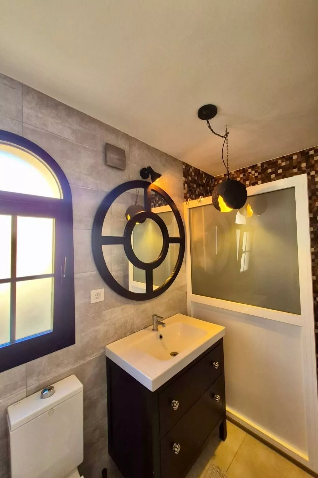 Komfortable Wohnung, Wifi, am Pool-Inside