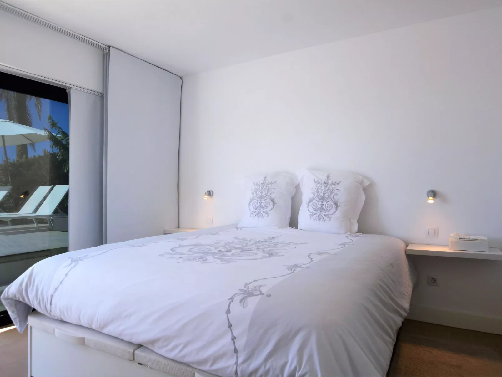 Wohnung mit Blick auf das Wasser-Inside