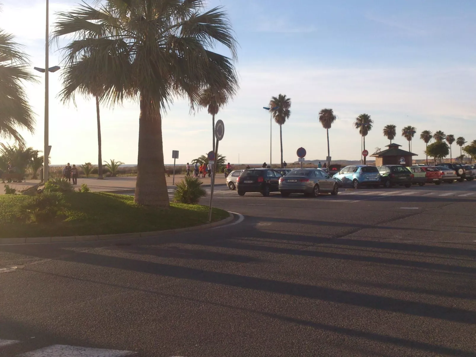 Helle und geräumige Wohnung in Conil-Draußen