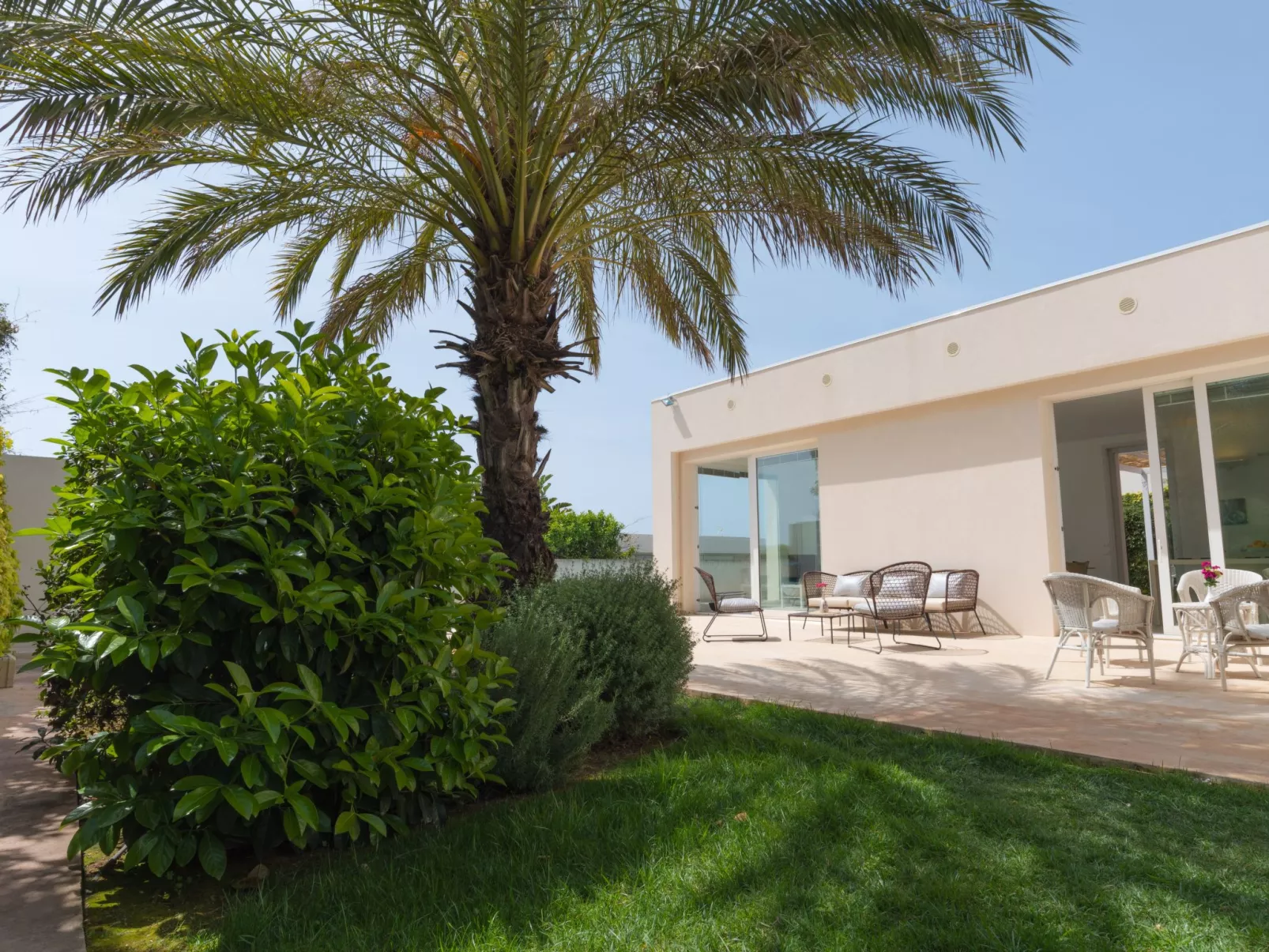 In Ragusa mit Möblierter Terrasse-Outside