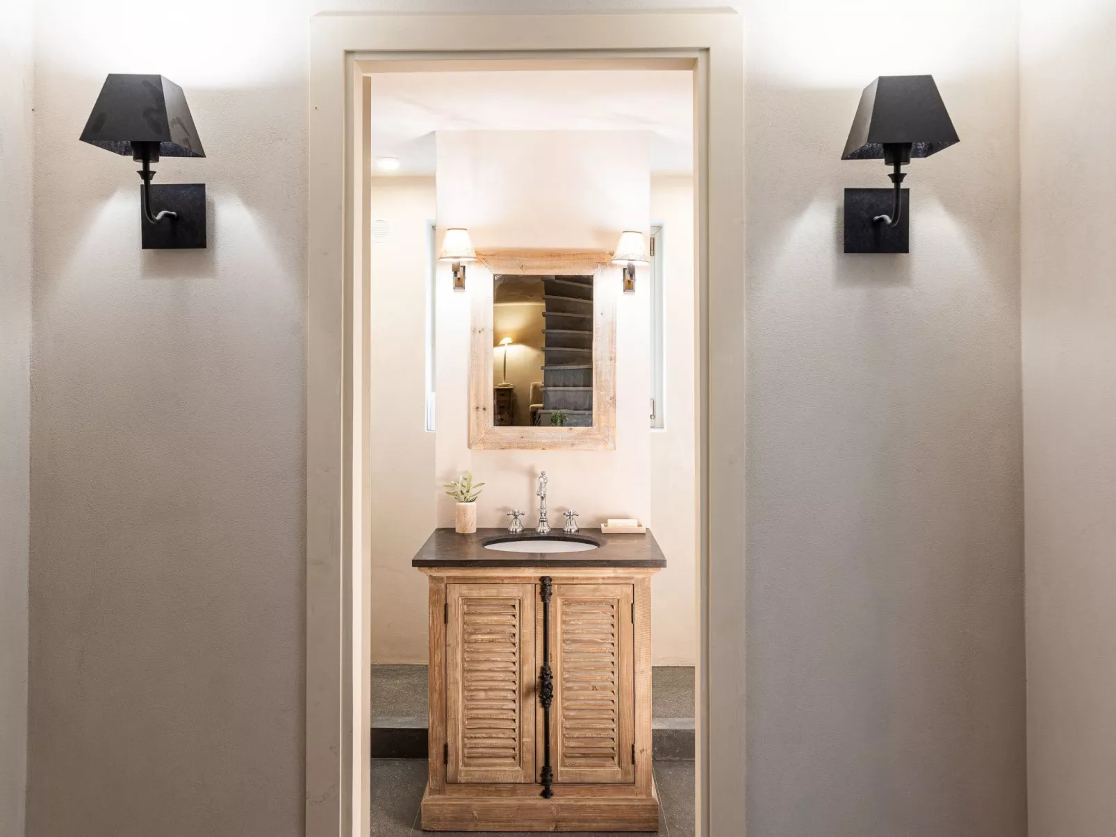 Capalbio Pool-Inside