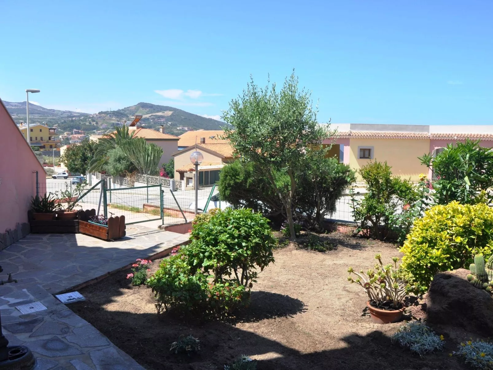 Lubagnu - Einheit F-Draußen