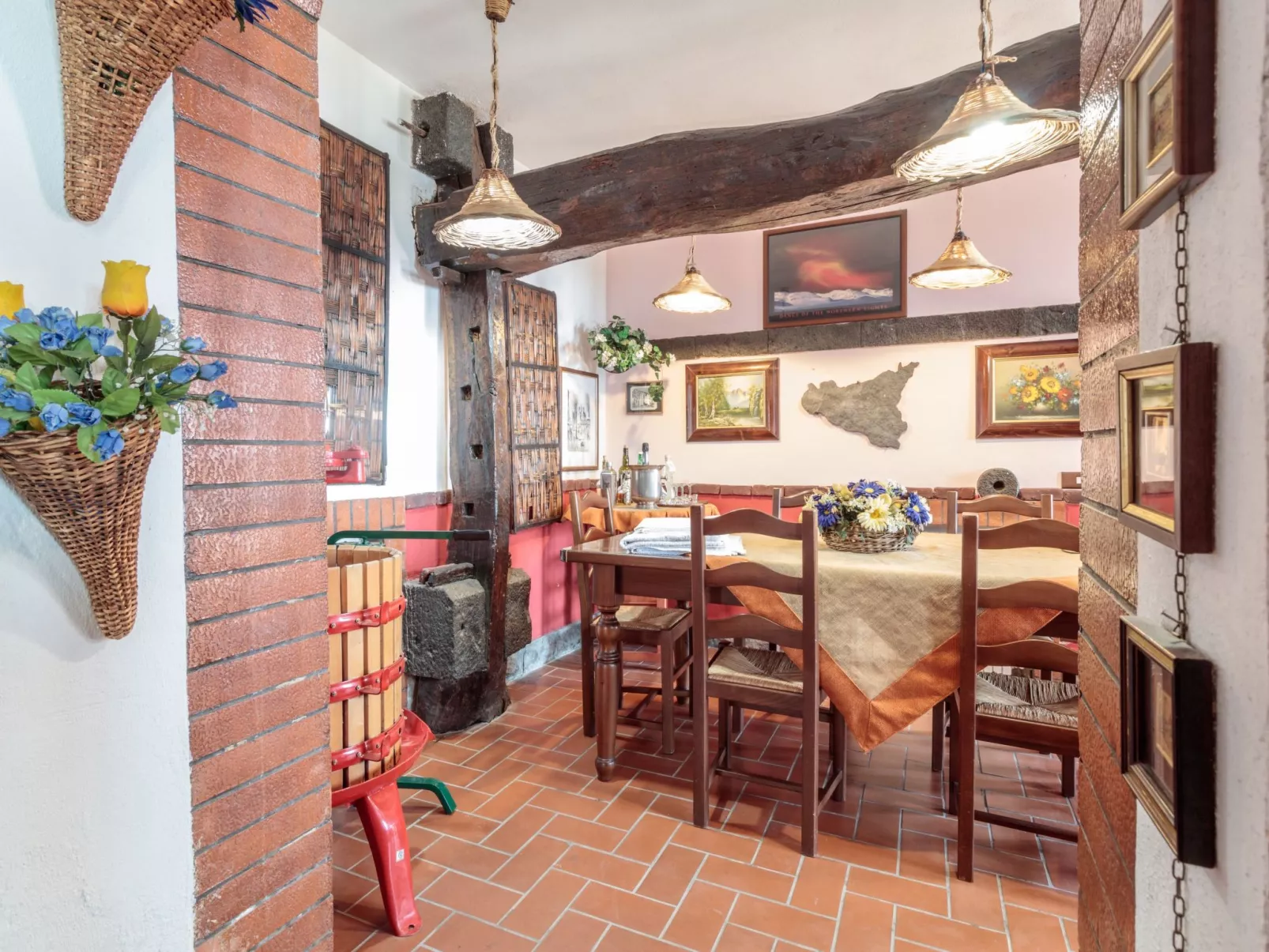 Cottage mit Whirlpool-Image-tags.info