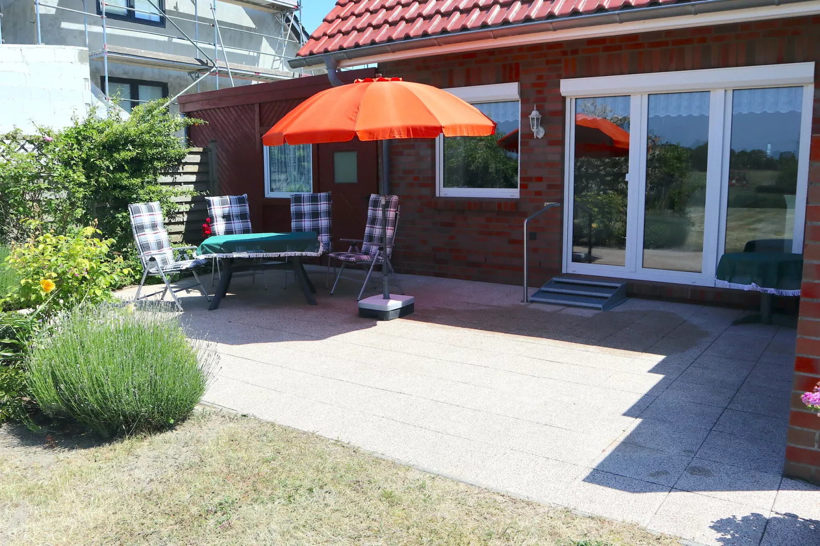 Schönes Ferienhaus in Alt Bukow-Terrace balcony