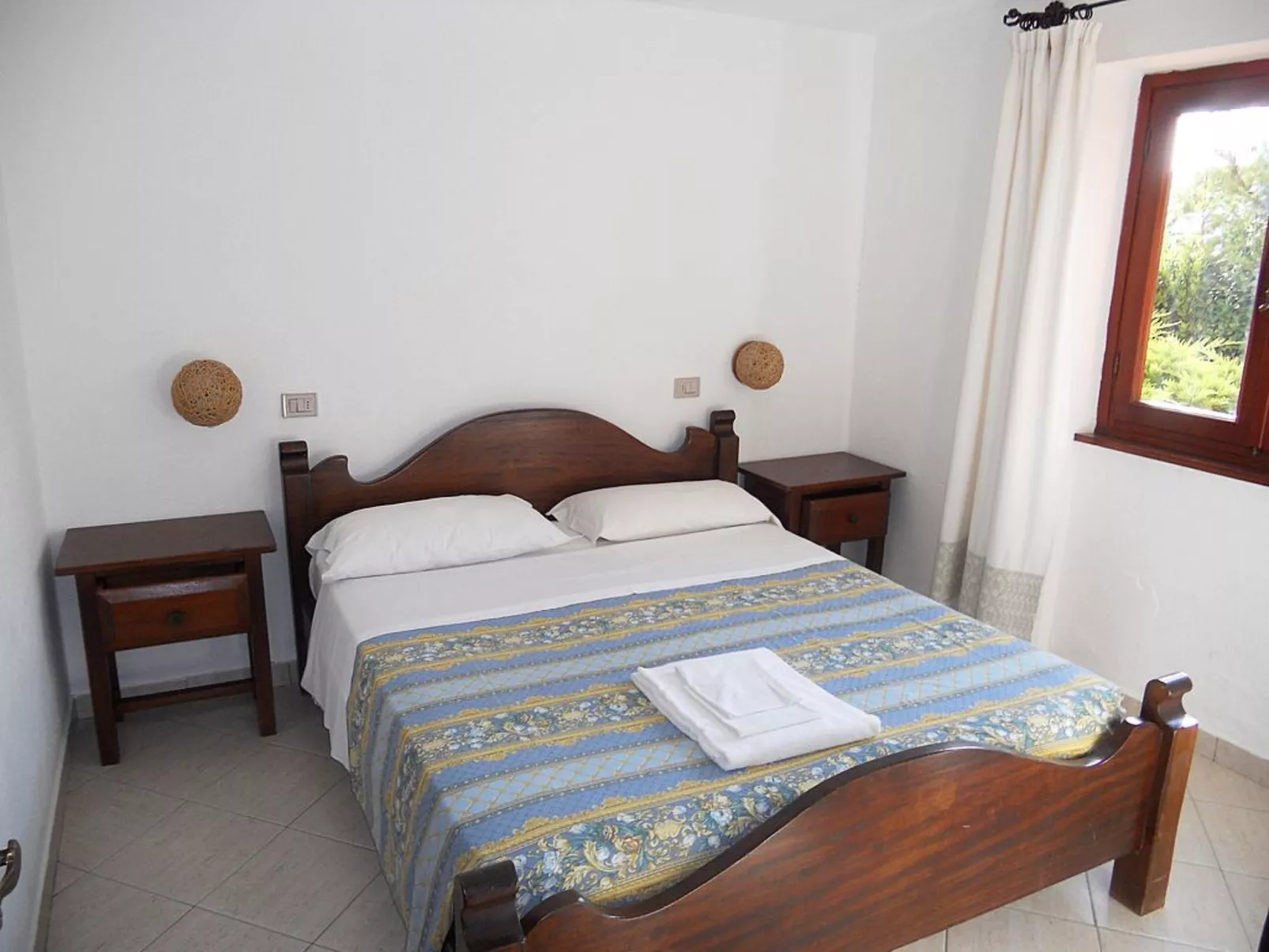 Apt. Cervo Marina 1A, mit gemeinschaftlichem Schwimmbad-Image-tags.info