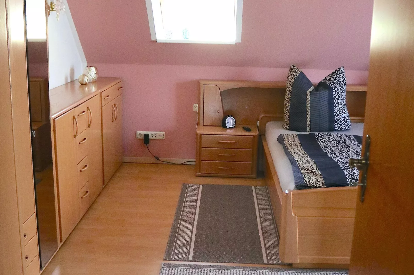 Schönes Ferienhaus in Alt Bukow-Bedroom
