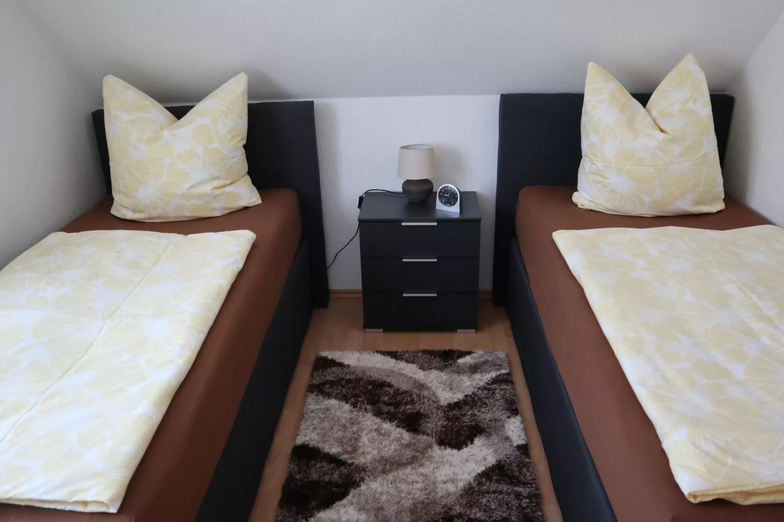Schönes Ferienhaus in Alt Bukow-Bedroom