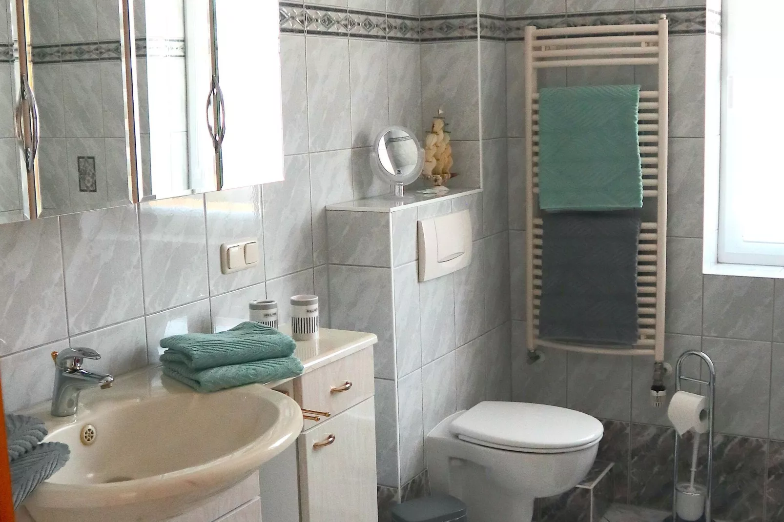 Schönes Ferienhaus in Alt Bukow-Bathroom