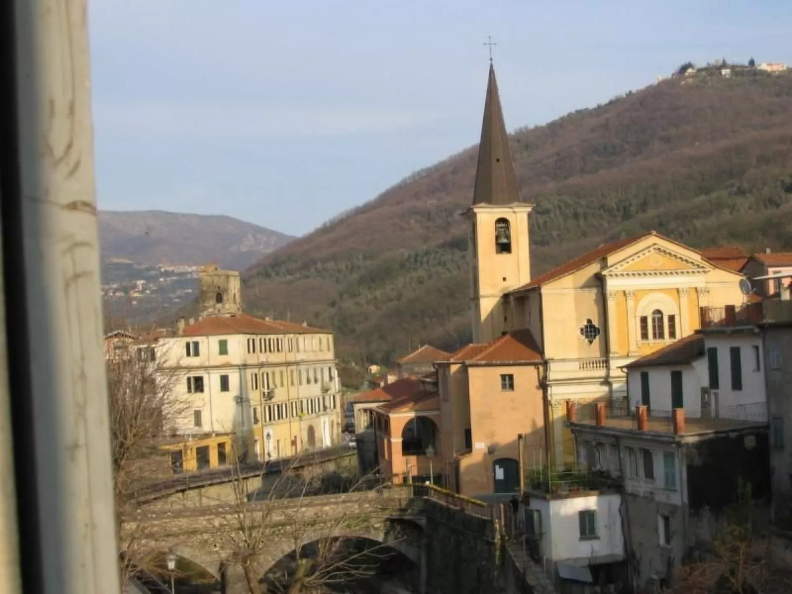 Villa in Borgomaro mit privatem Parkplatz-Draußen