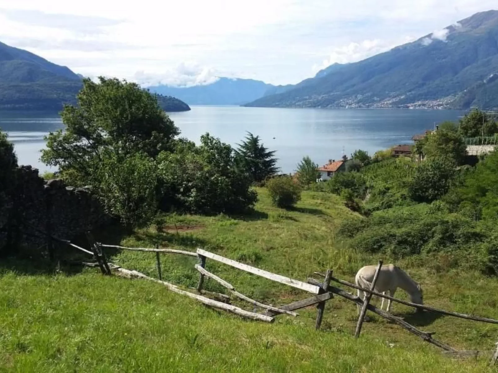 Domaso Surfview - schönes Ferienhaus-Draußen