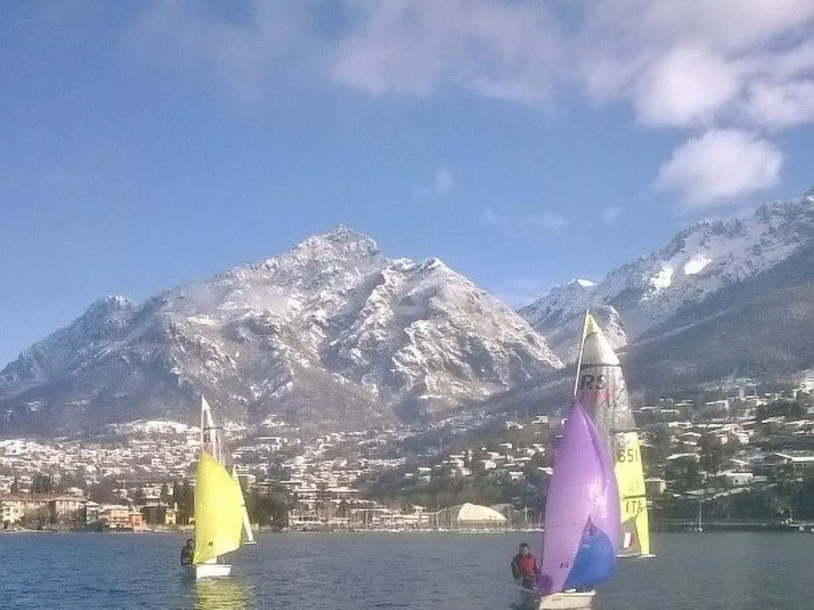 Dachgeschosswohnung am See für 6 Personen-Dehors