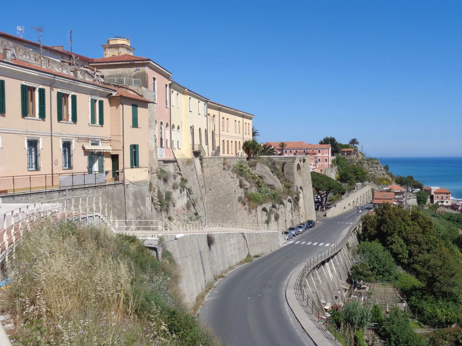 'Medieval House' mit Terrasse-Outside