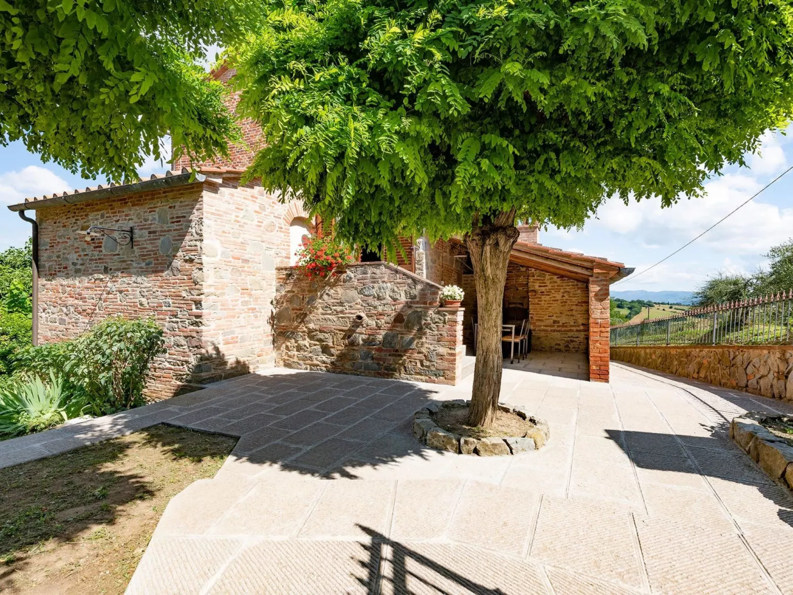 Villa 'Borgo delle Spighe-Outside