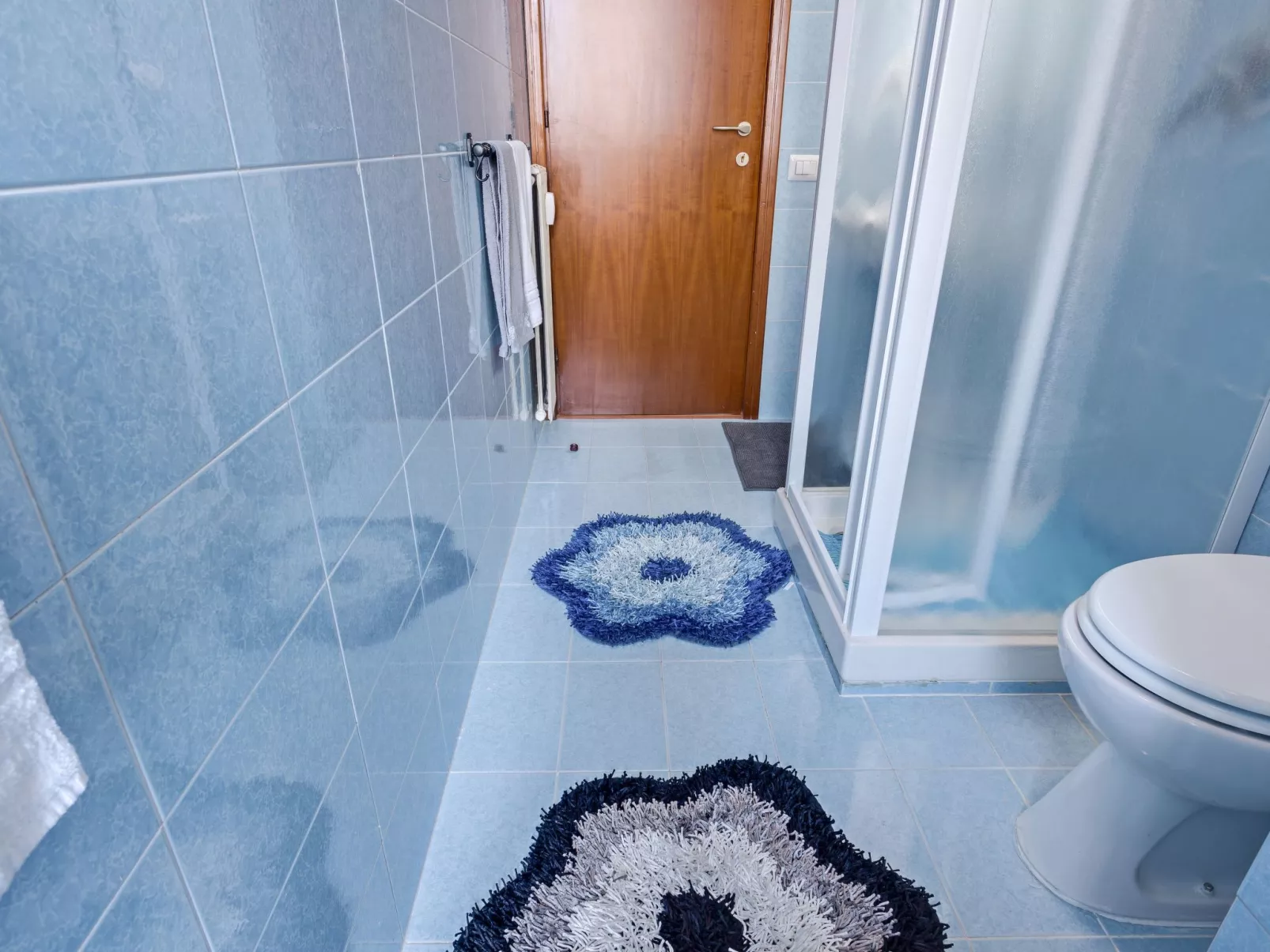 "St Joseph 12" mit Wi-Fi-Drinnen