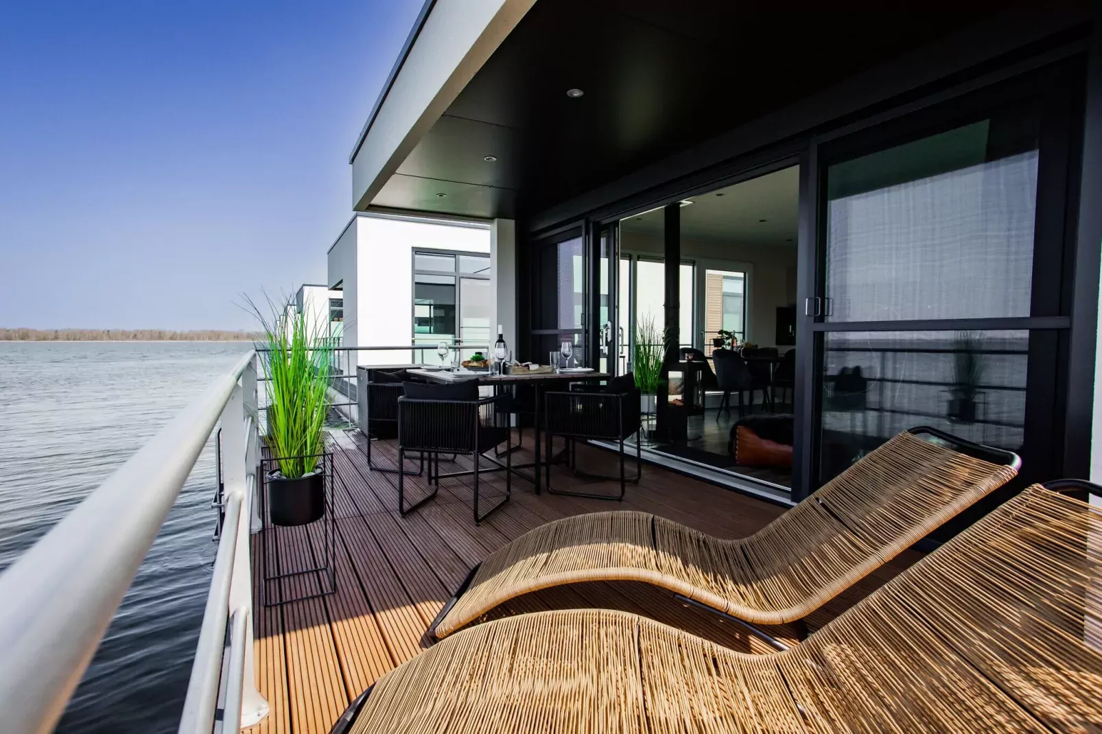 Houseboat Floating House Küstennebel 1 44 m²-Terrace balcony