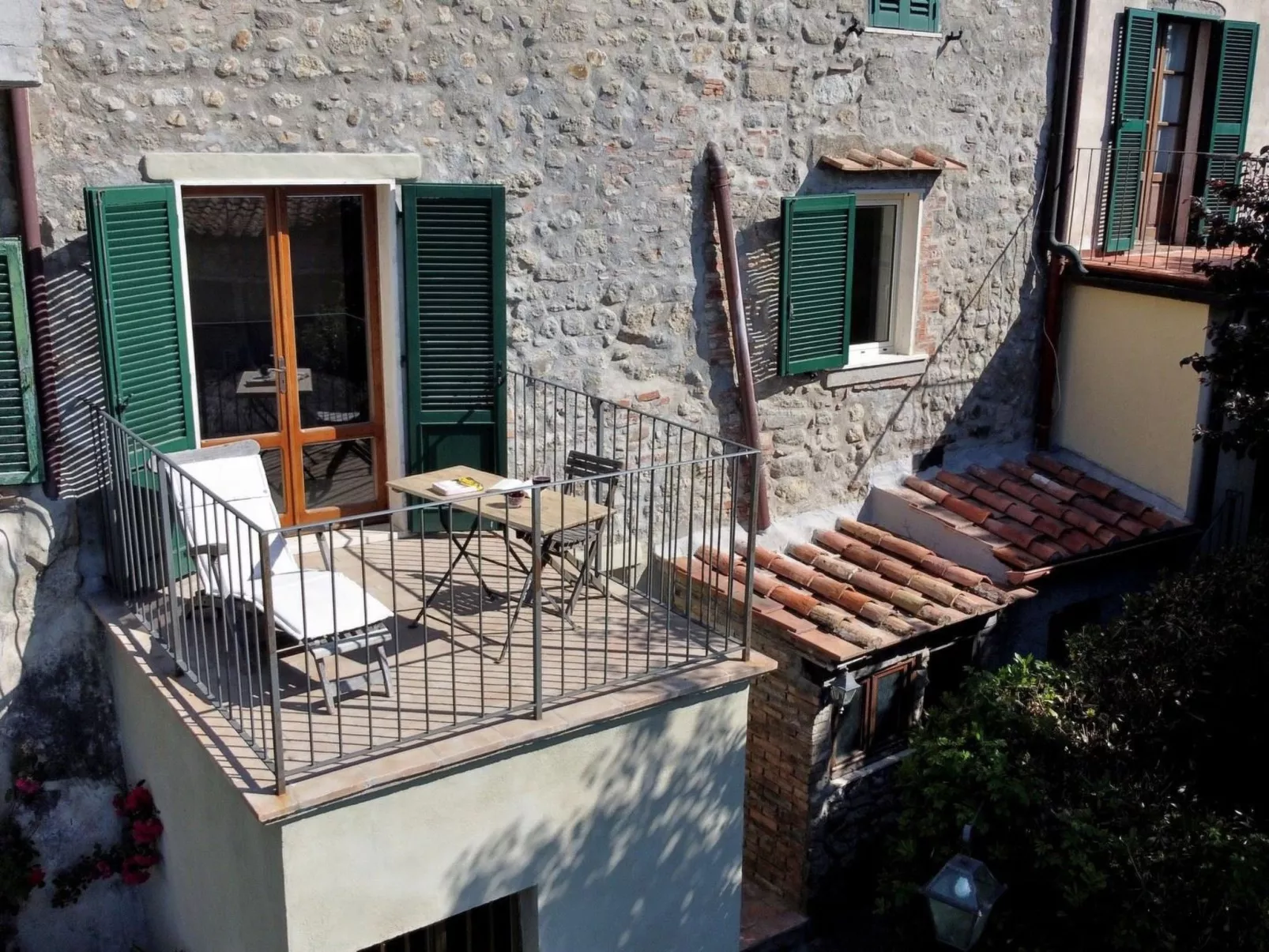 'Reasco' mit Balkon-Outside