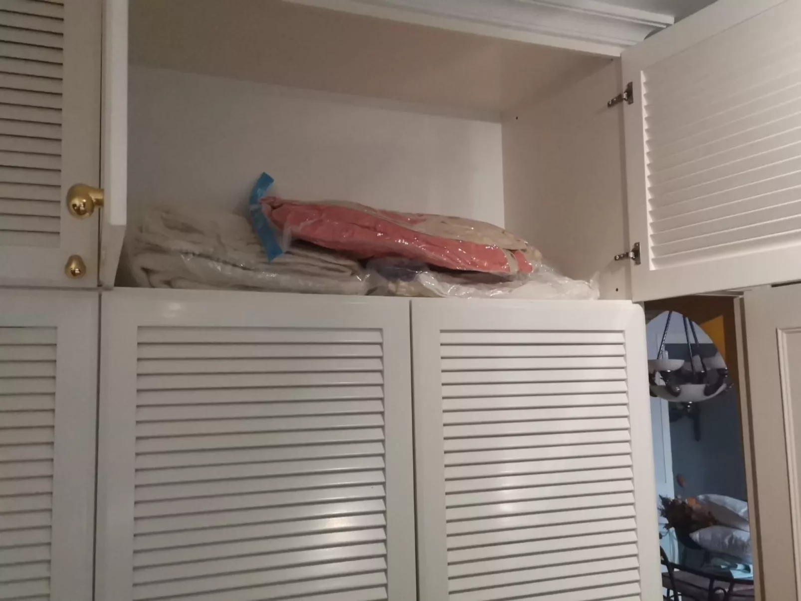 Penthouse mit drei Schlafzimmern in der Nähe von natürlichen Schwimmbädern-Inside