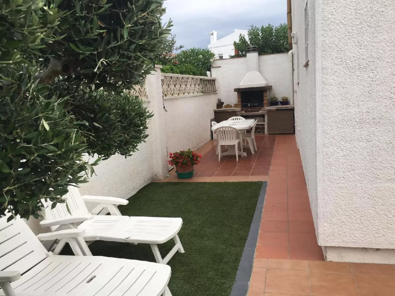 In Empuriabrava mit Grill-Image-tags.info