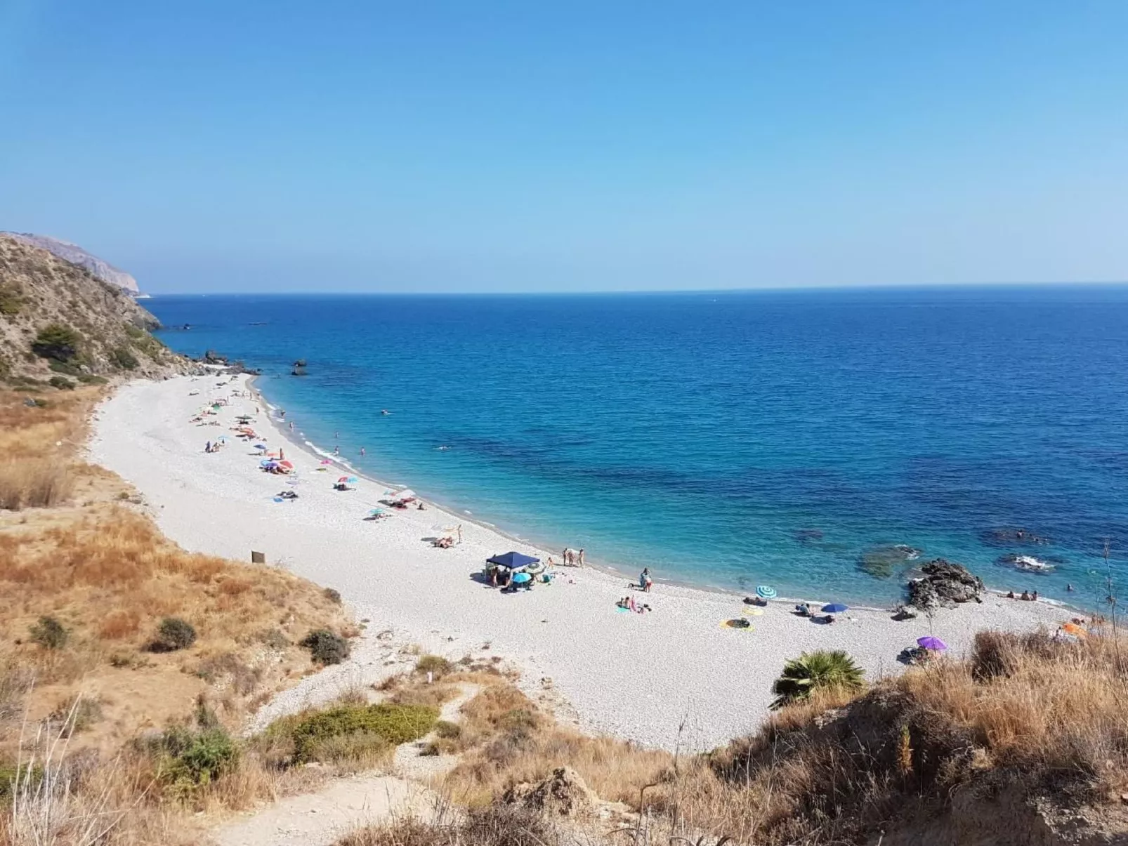Gemütliches Ferienhaus in Tíjola mit Grill, Garten und Terrasse-Dehors