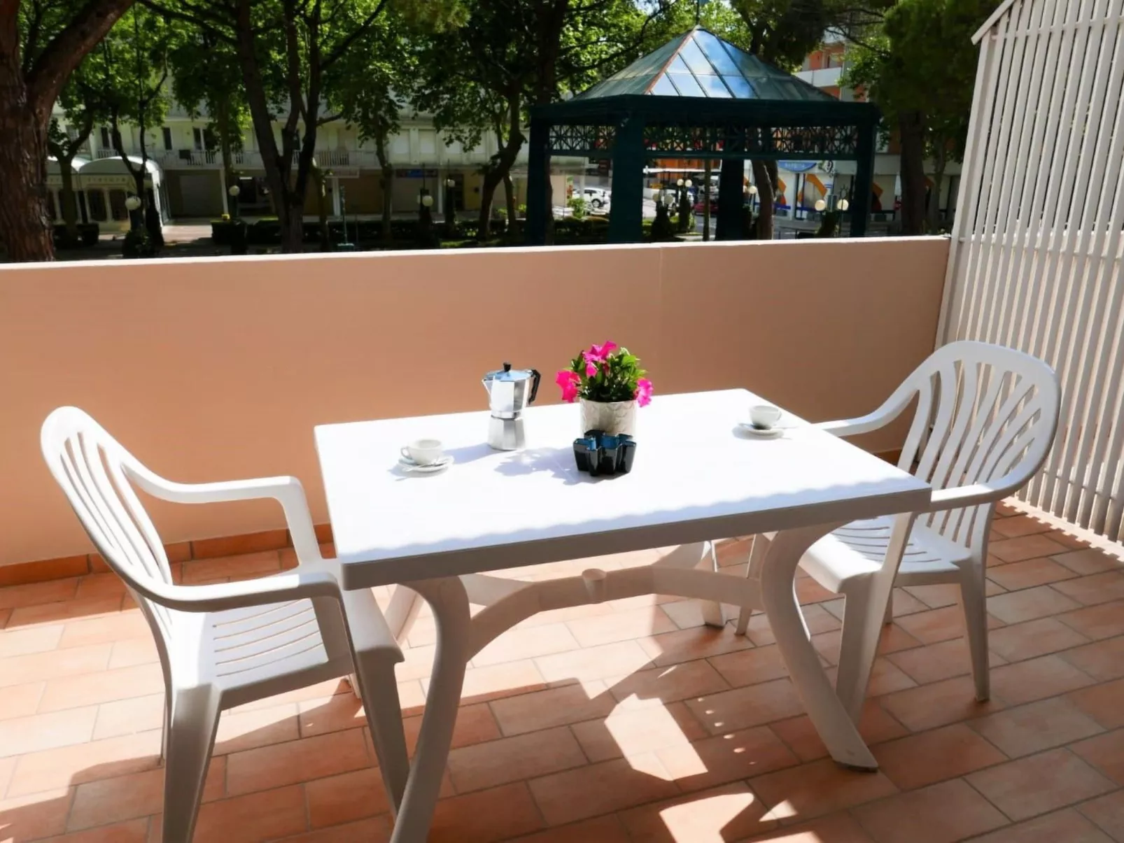 Wohnung "Venezuela" mit Privatparkplatz-Outside