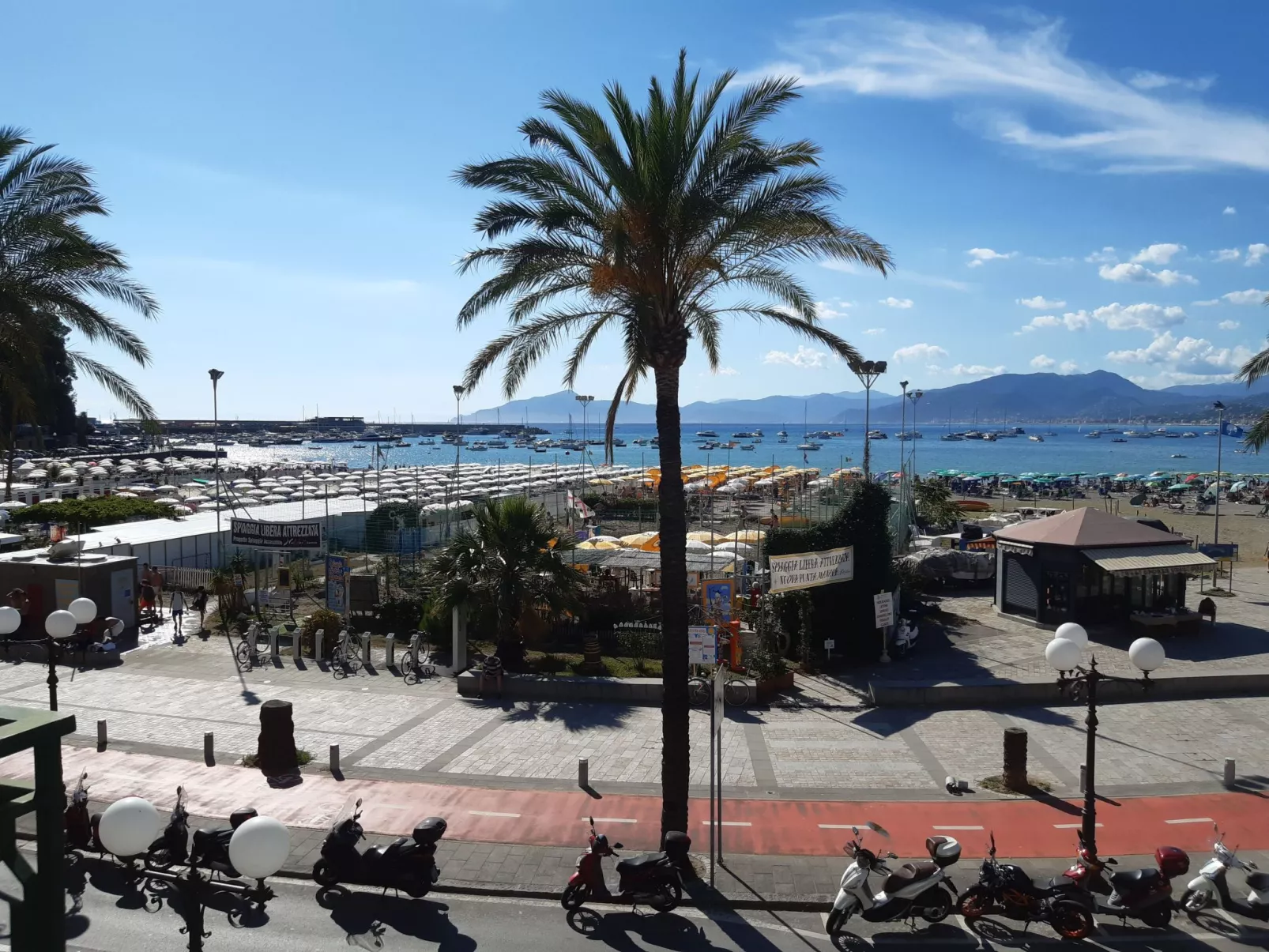 Für 4 Personen ca. 50 m&sup2; in Sestri Levante, Norditalien (Ligurien)-Dehors