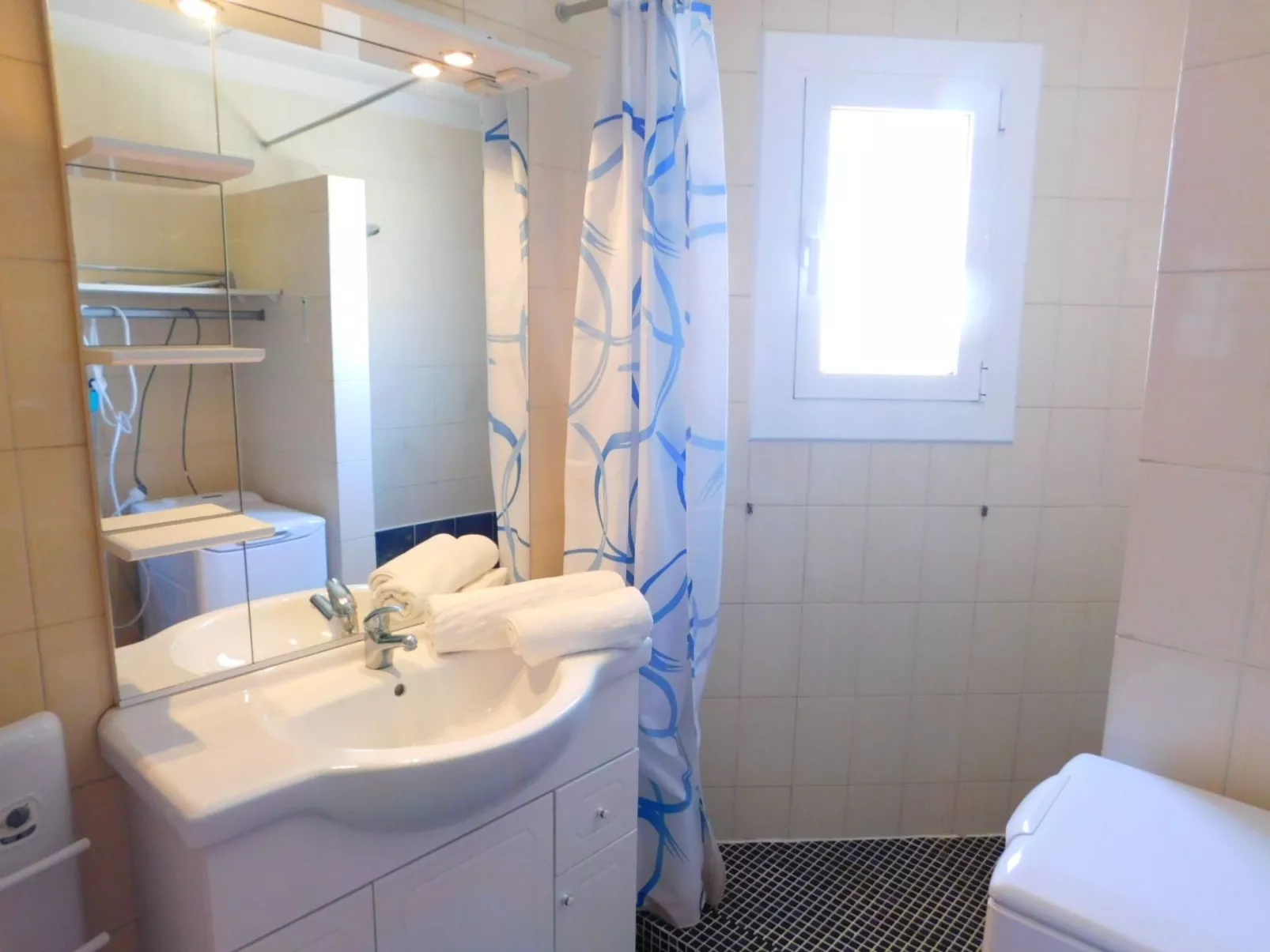 Zimmer mit Parkplatz Roses, Costa Brava-Image-tags.info