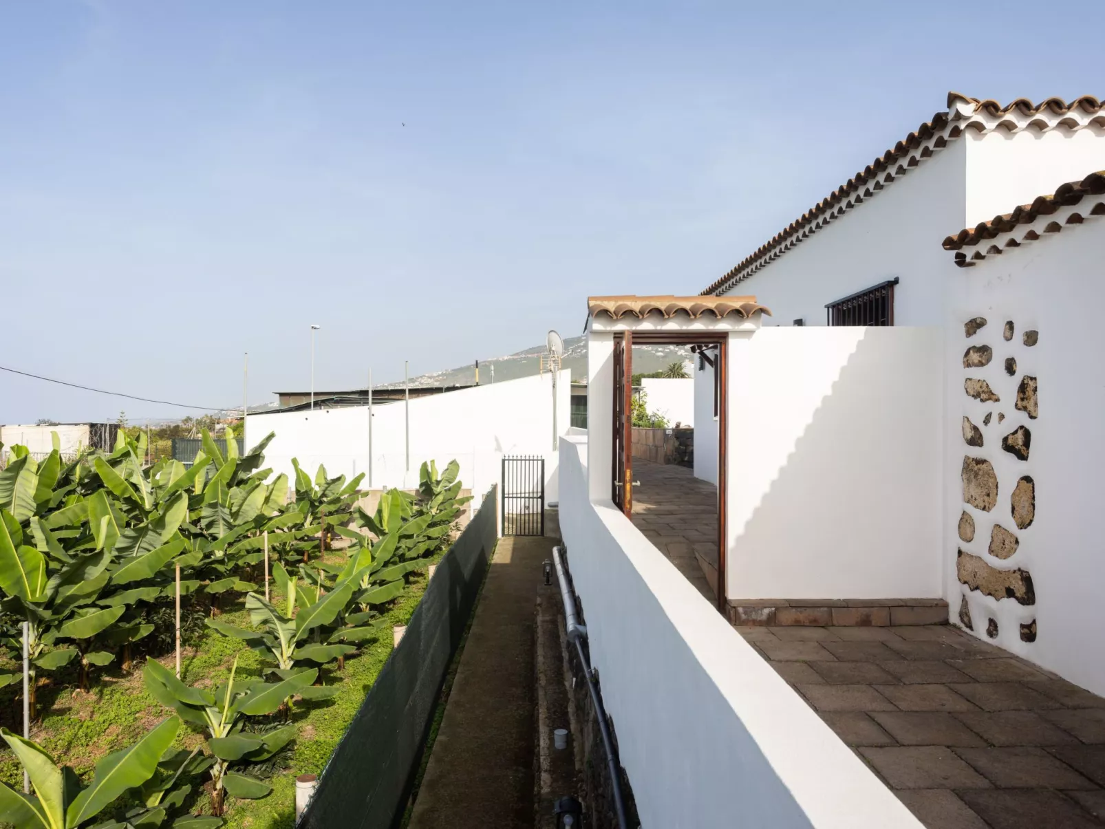 Cruz de los Martillos-Image-tags.info