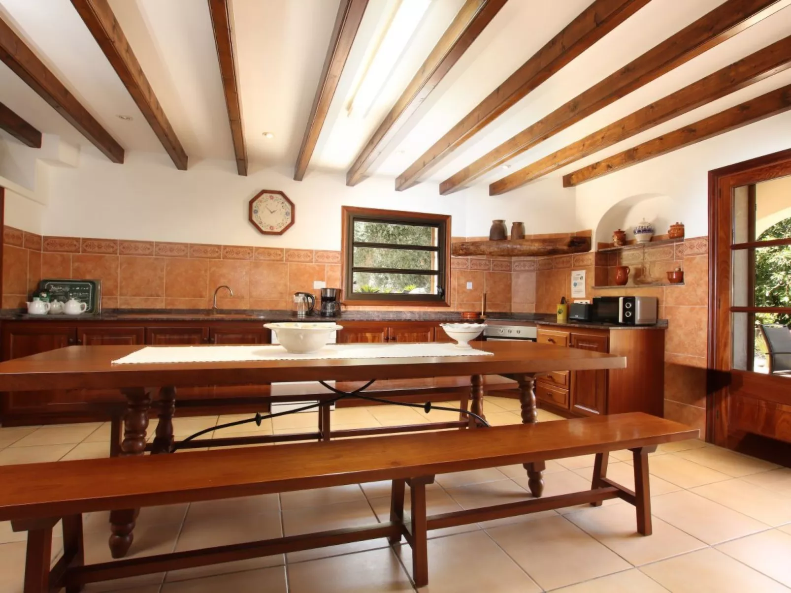 Prächtiges Landhaus mit spektakulärer Aussicht-Image-tags.info