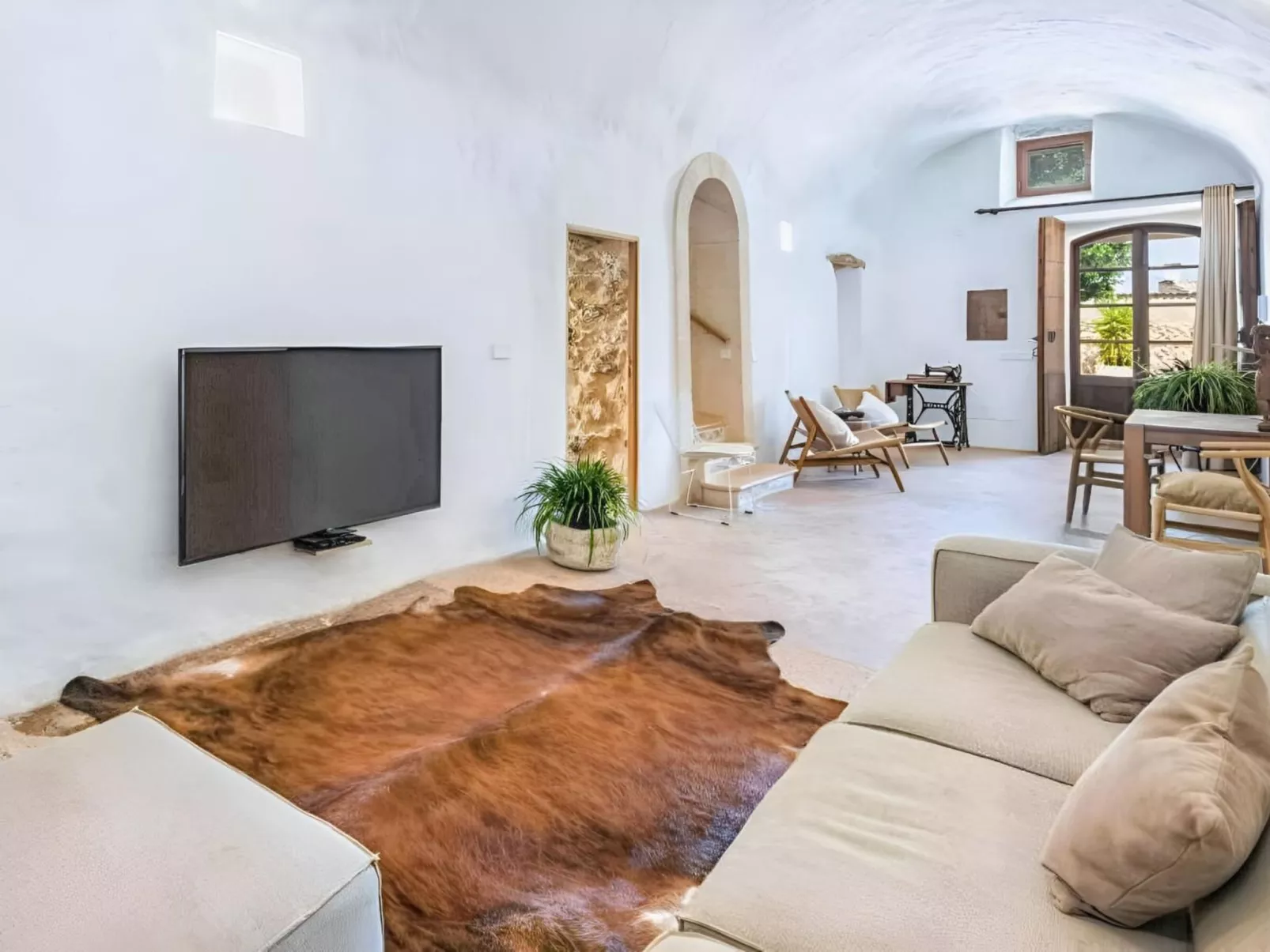 Luxuriöse Villa mit Pool und Klimaanlage für 8 Personen-Drinnen