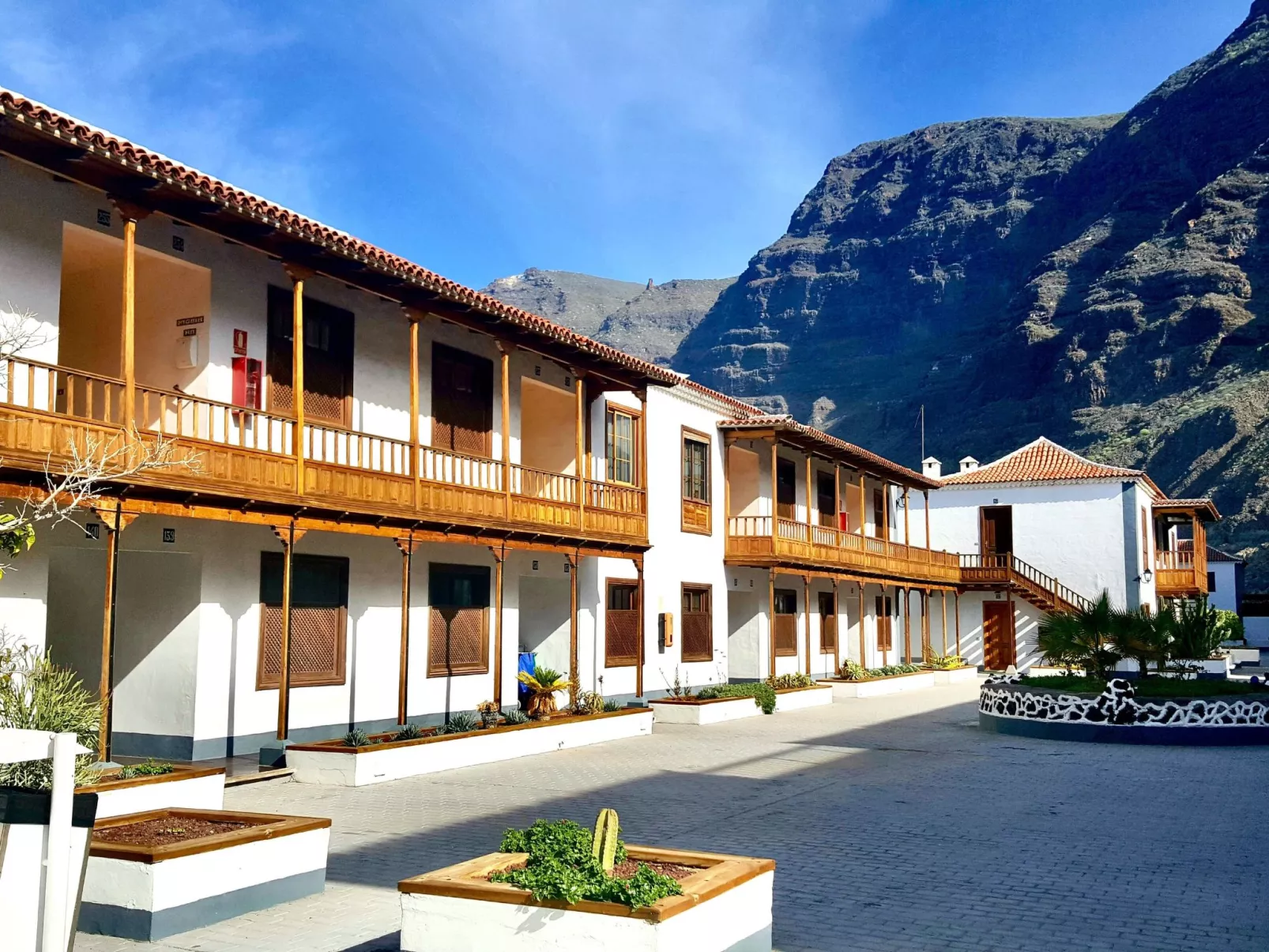 Wohnung mit Aussicht auf Meer und Klippen-Outside