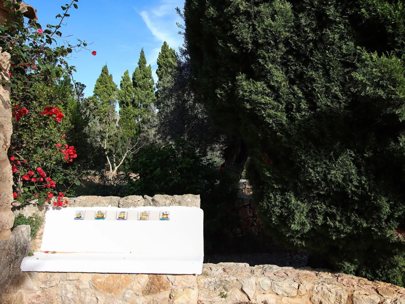 Charmante Villa in der Nähe von Cala San Vicente-Outside