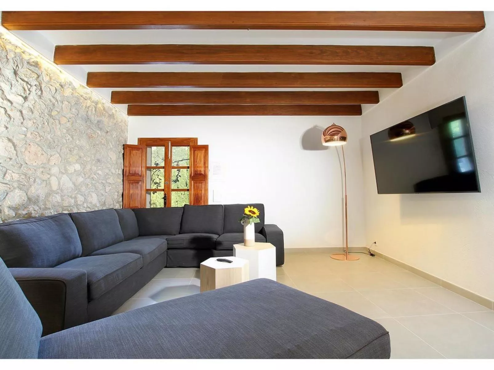 "Jaume Ramona-Image-tags.info