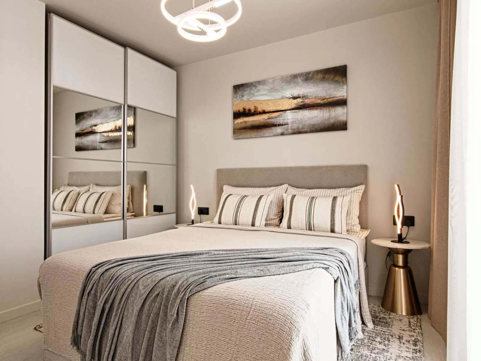 "Designer Oasis"-Drinnen