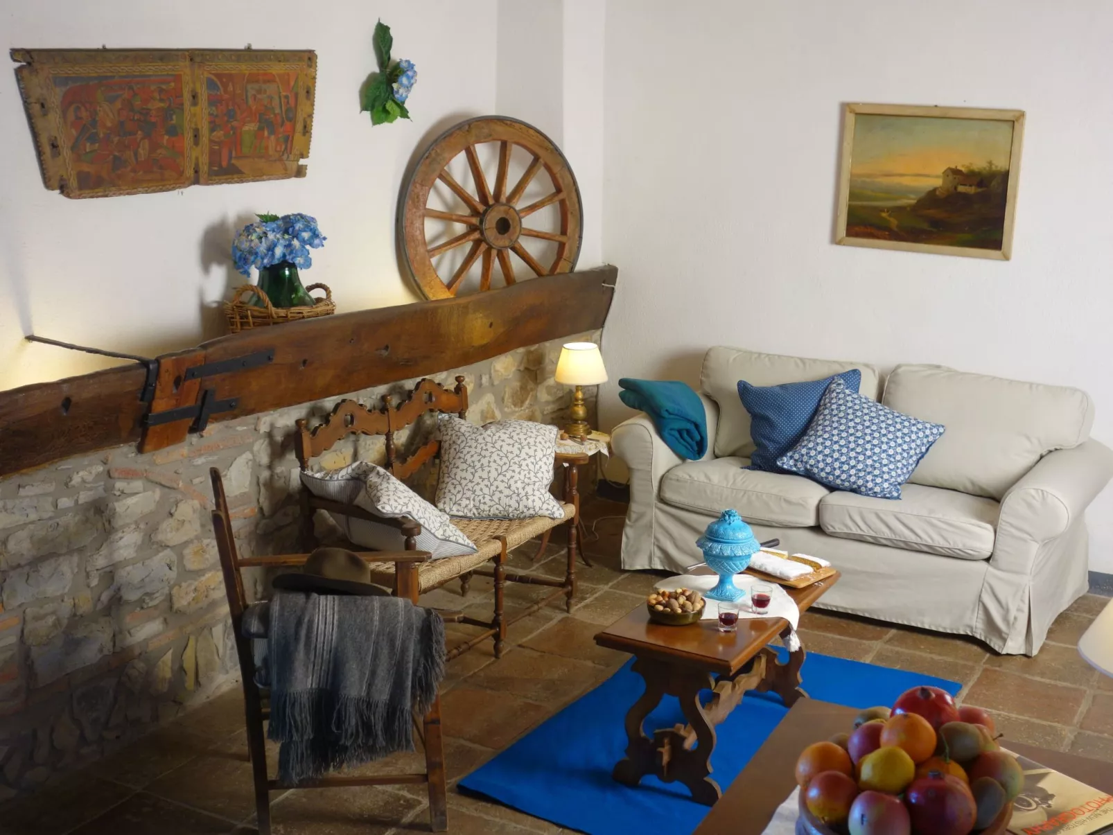 Gemütliche blaue Wohnung mit Garten-Inside