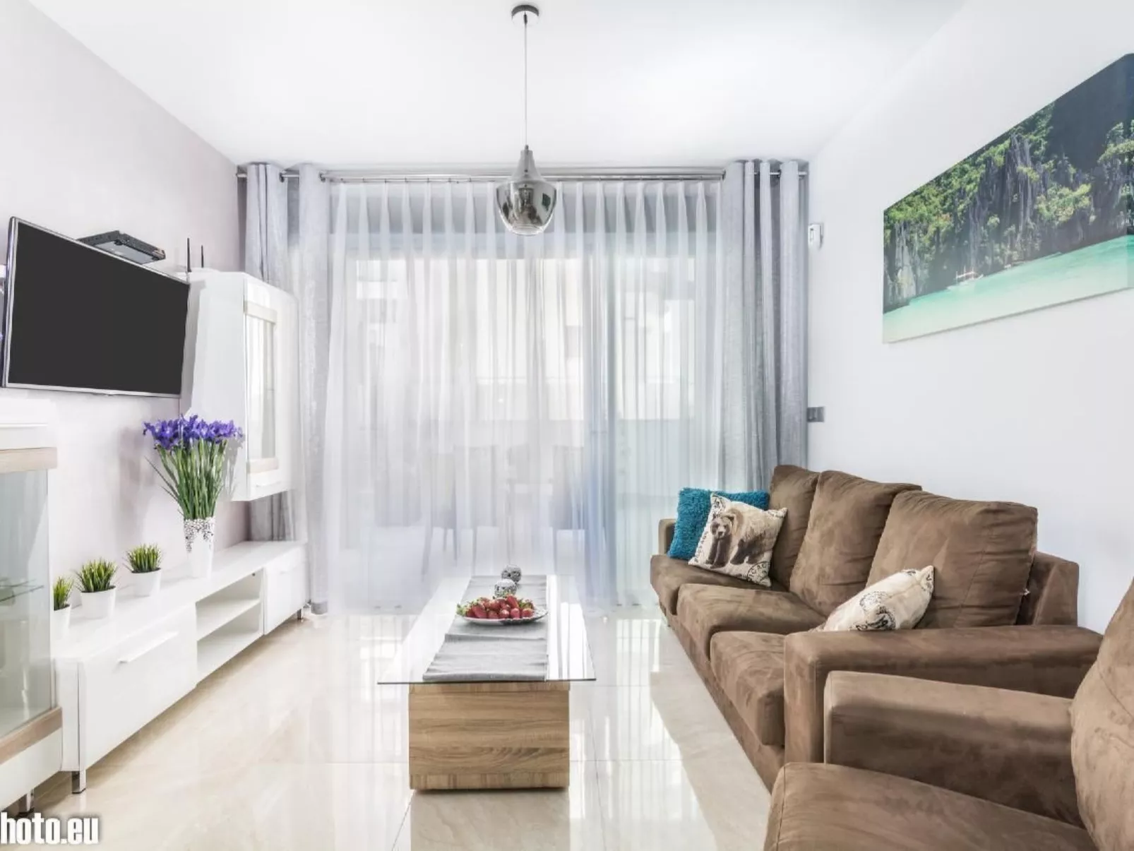 "Sunny Villa" mit Schwimmbad-Dedans