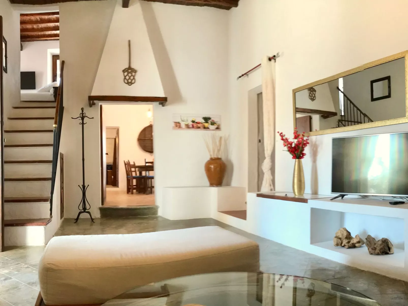 Villa El Palau-Inside