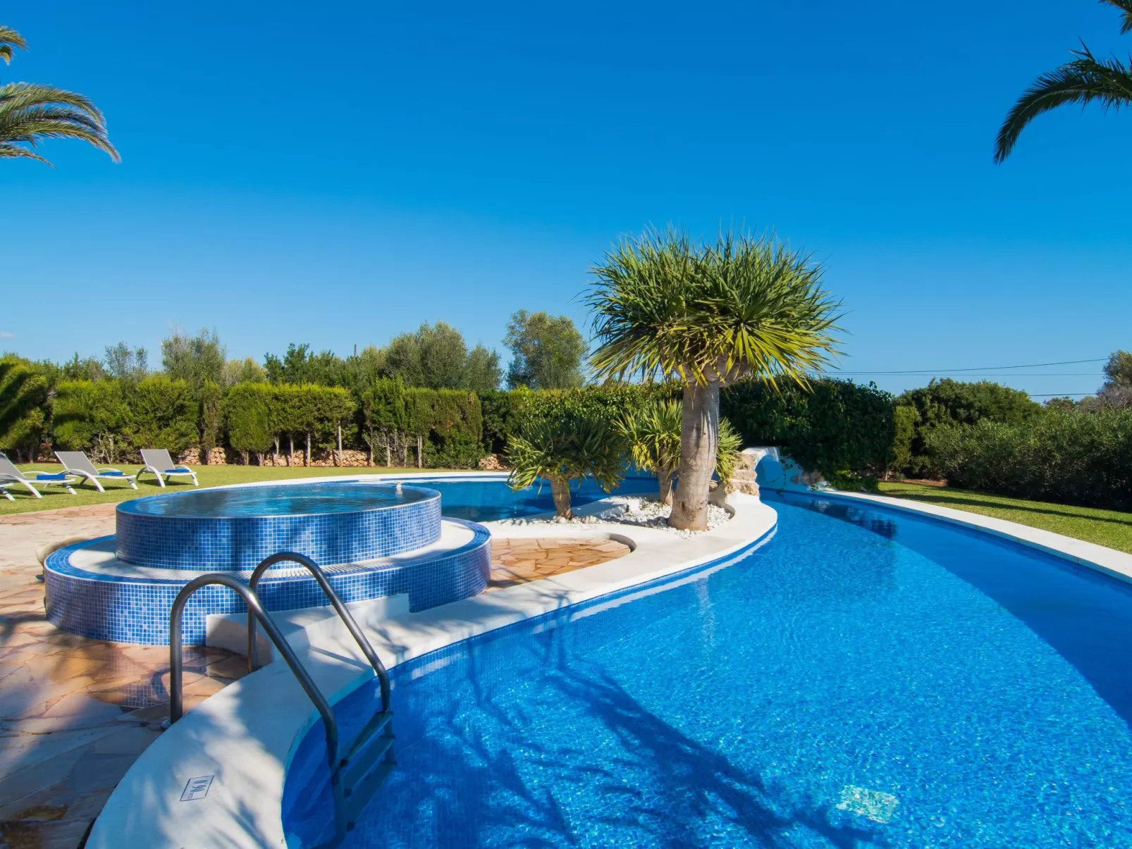 Sa Tanca nova mit Schwimmbad-Outside