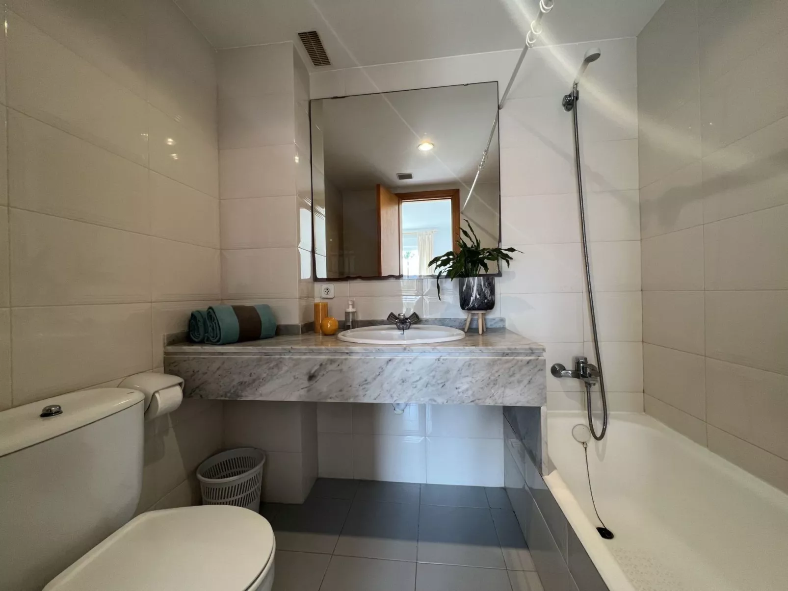 ISholidays Acron Puerto Pollensa-Dedans