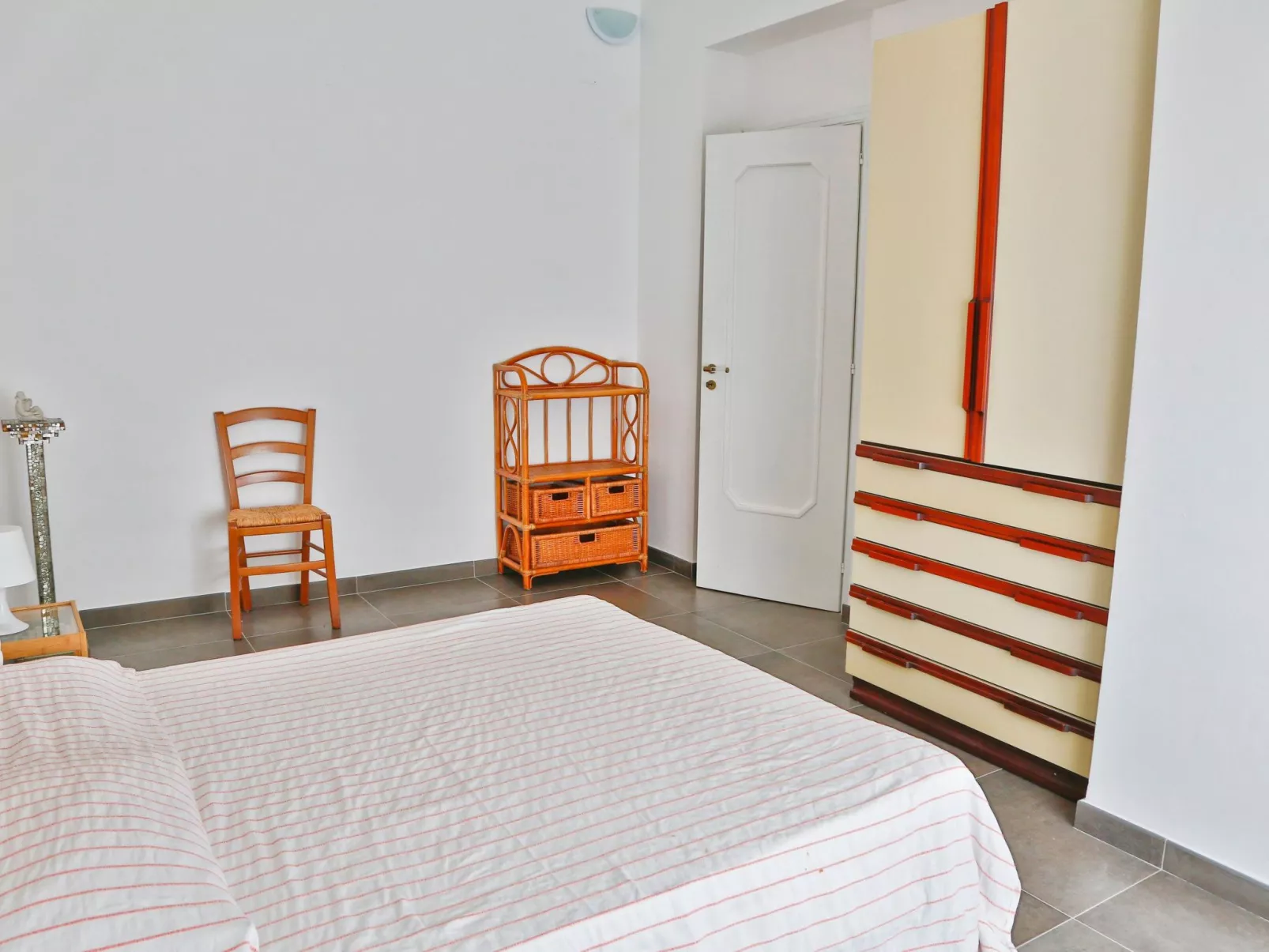 Studio für 10 Personen in Cefalù, Sizilien (Nordküste von Sizilien)-Image-tags.info