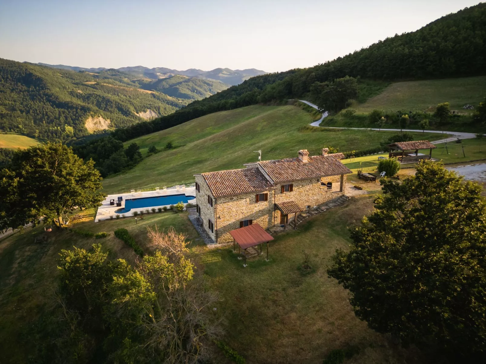 Ca Quattrocchi, Marcheholiday-Draußen