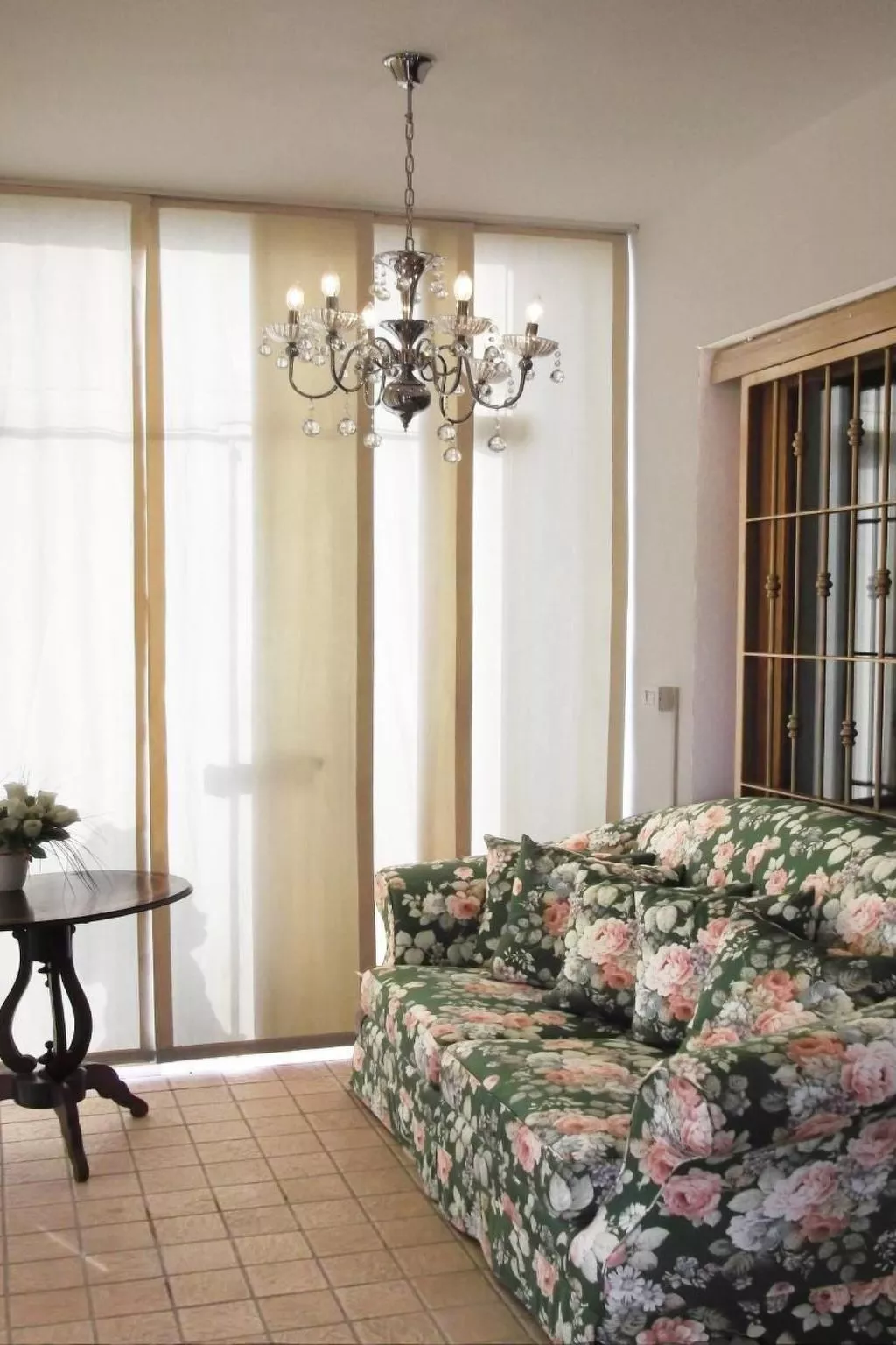 Villa Paradiso, 200 m² Ferienhaus-Dedans